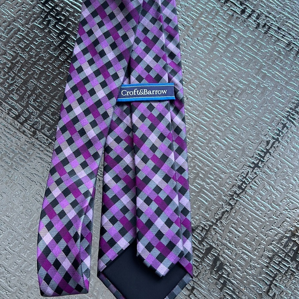 Checked tie - Picture 4 of 4